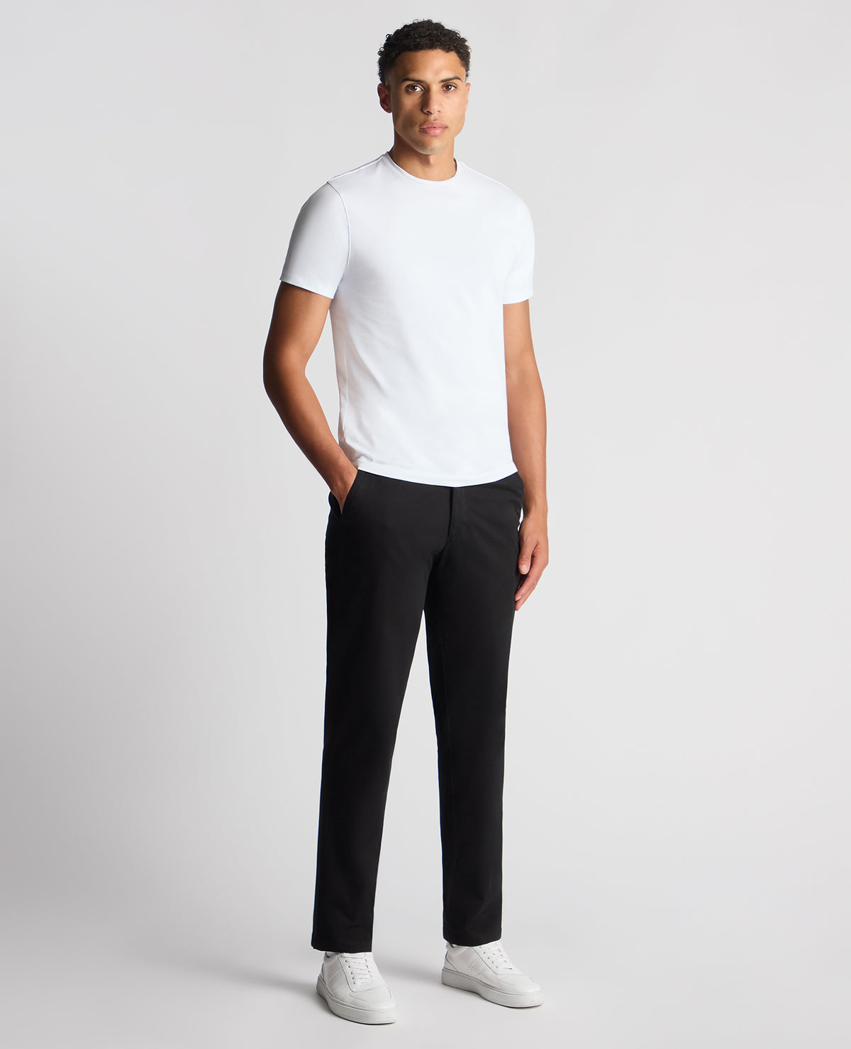 Man wearing a black Straight Leg Cotton-Stretch Ronan Chino