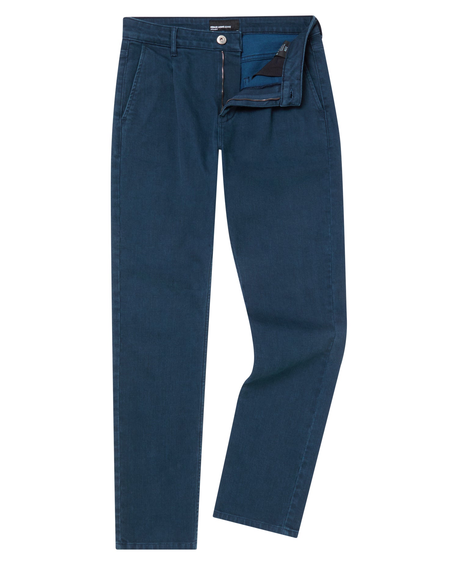 Man wearing a blue jean