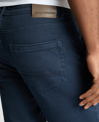 Man wearing a blue jean