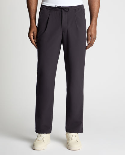Man wearing a navy chino