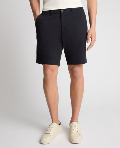 Man wearing a navy chino