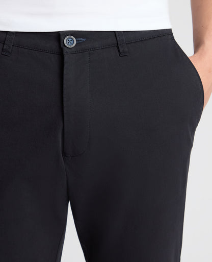 Man wearing a navy chino