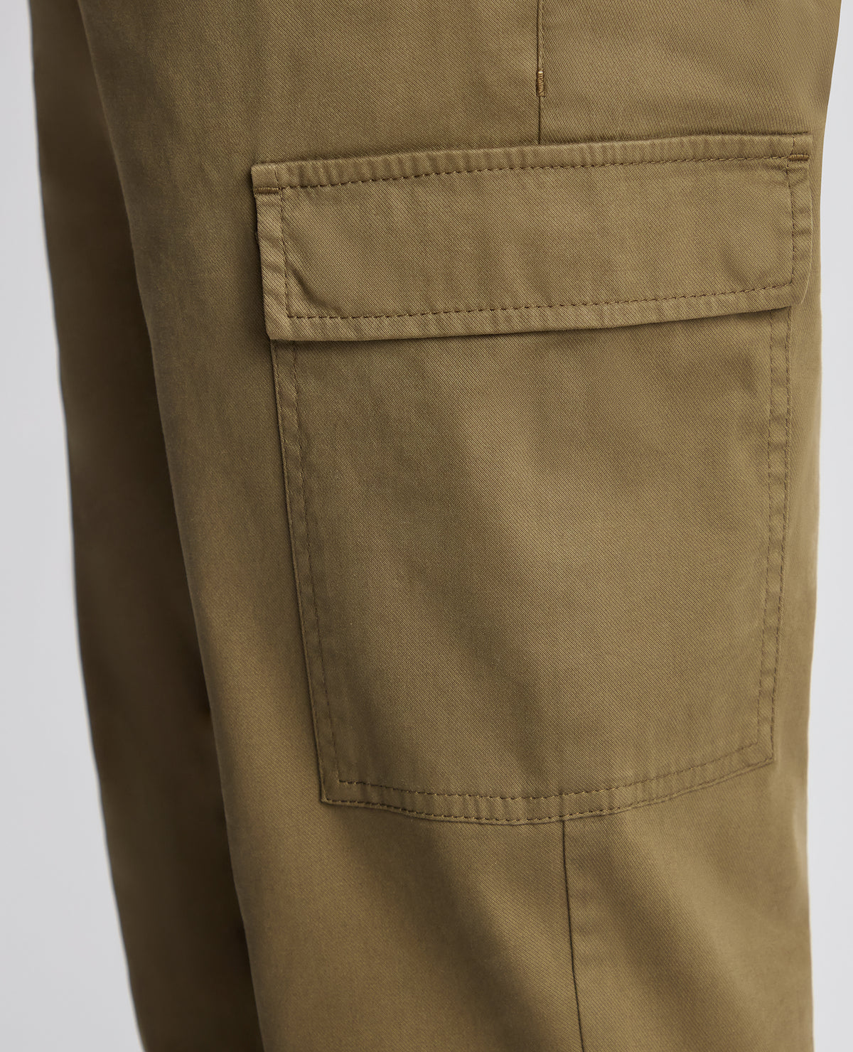 Man wearing a green Slim Fit Cotton Stretch Cargos