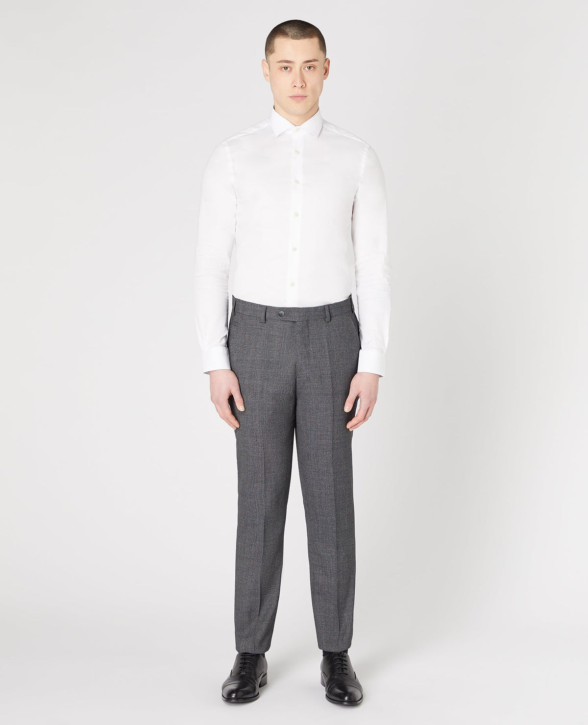 Man wearing a grey Mix and match suit trouser