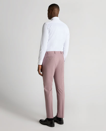 Man wearing a pink trouser