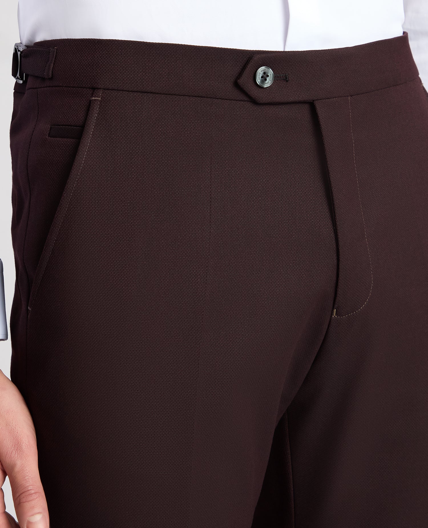 Man wearing a red trouser