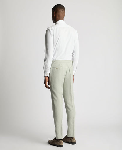 Man wearing a green Slim Leg Linen-Blend Formal Trousers