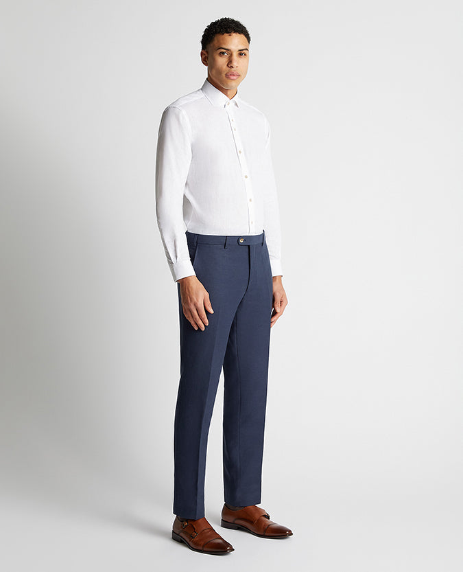 Man wearing a blue Tapered Fit Linen-Blend Formal Trousers