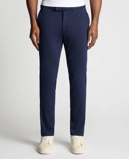 Man wearing a navy trouser