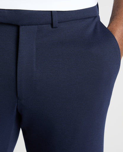 Man wearing a navy trouser