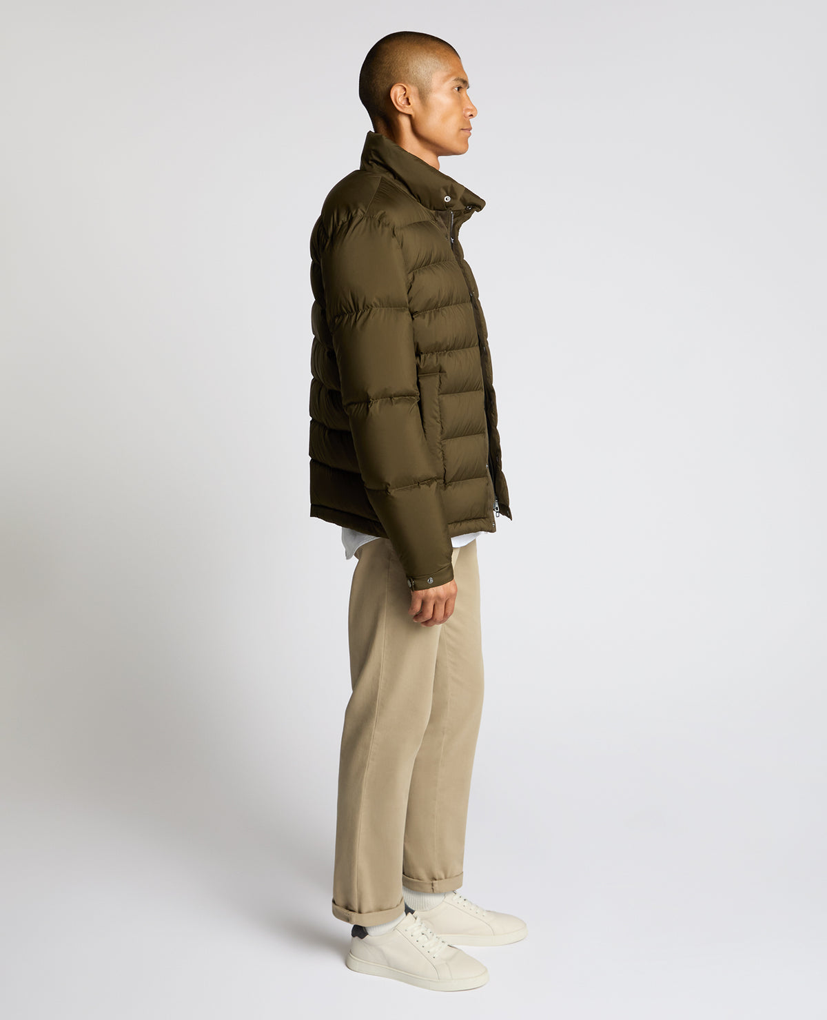 Man wearing a green Regular Fit Quilted Jacket