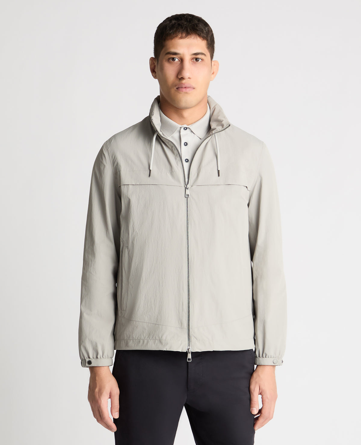 Man wearing a Grey jacket