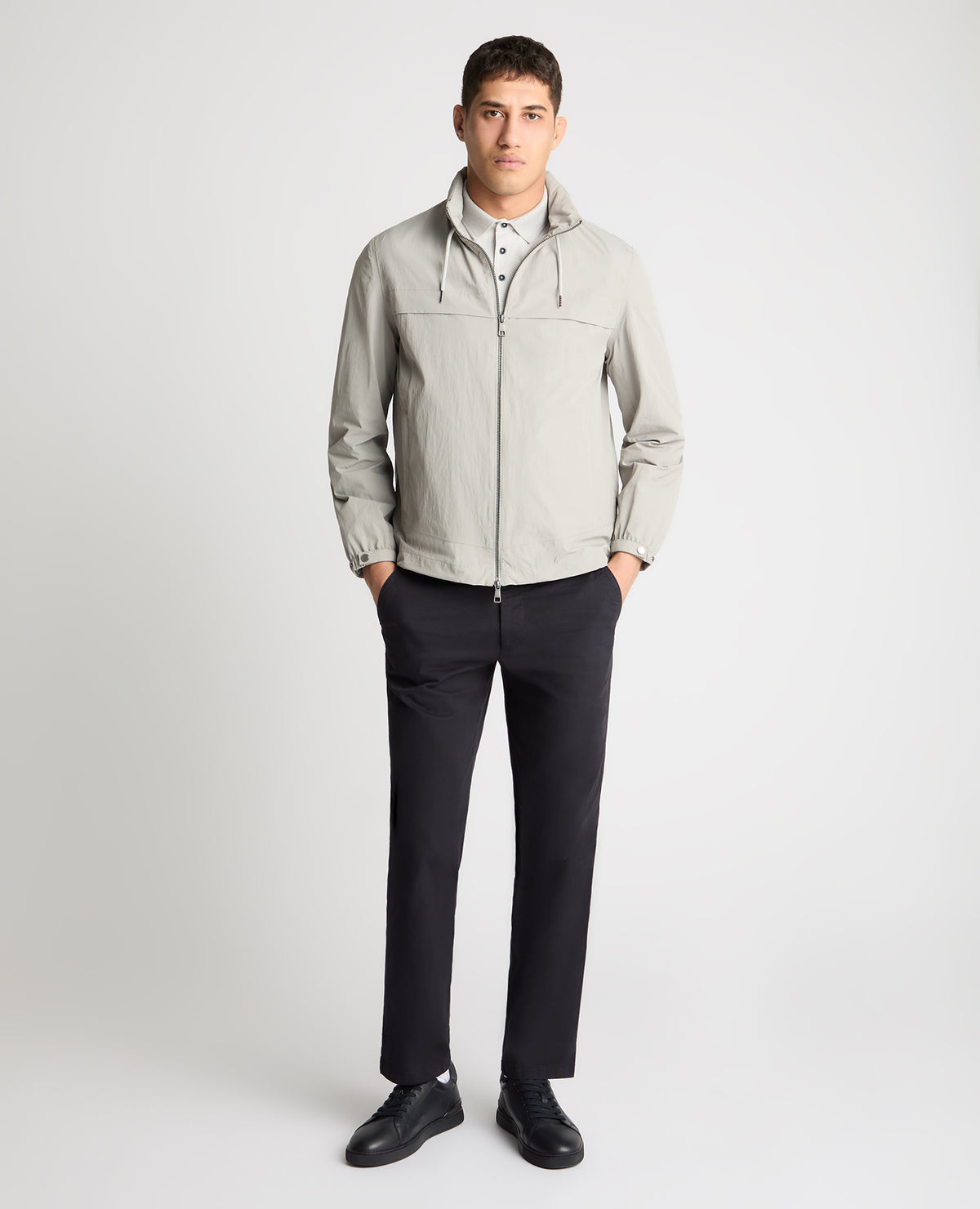 Man wearing a Grey jacket