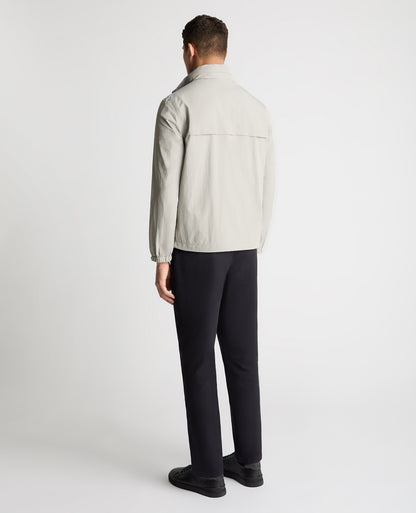 Man wearing a Grey jacket