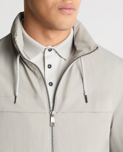 Man wearing a Grey jacket