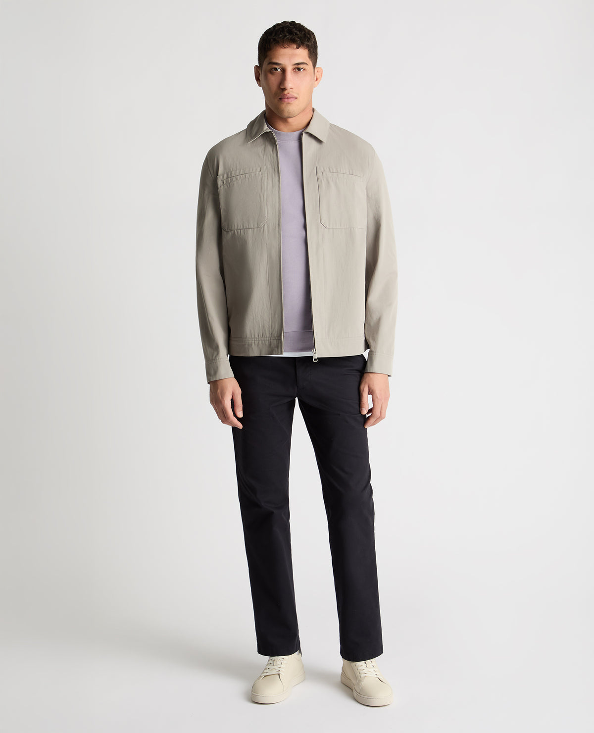 Man wearing a Grey jacket