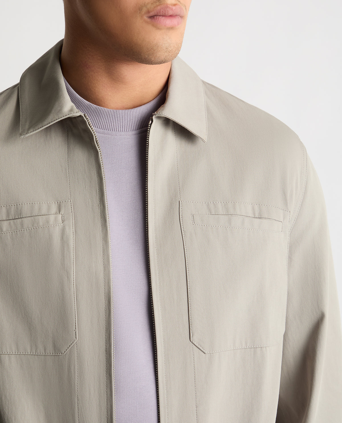 Man wearing a Grey jacket