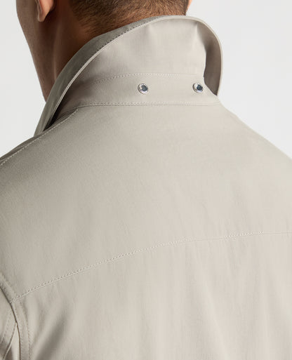 Man wearing a Grey jacket